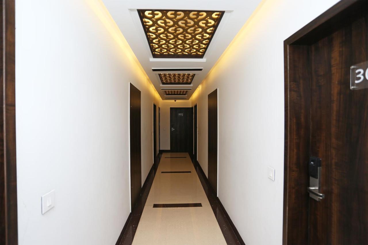 Hotel Yelchiko Varanasi Ngoại thất bức ảnh