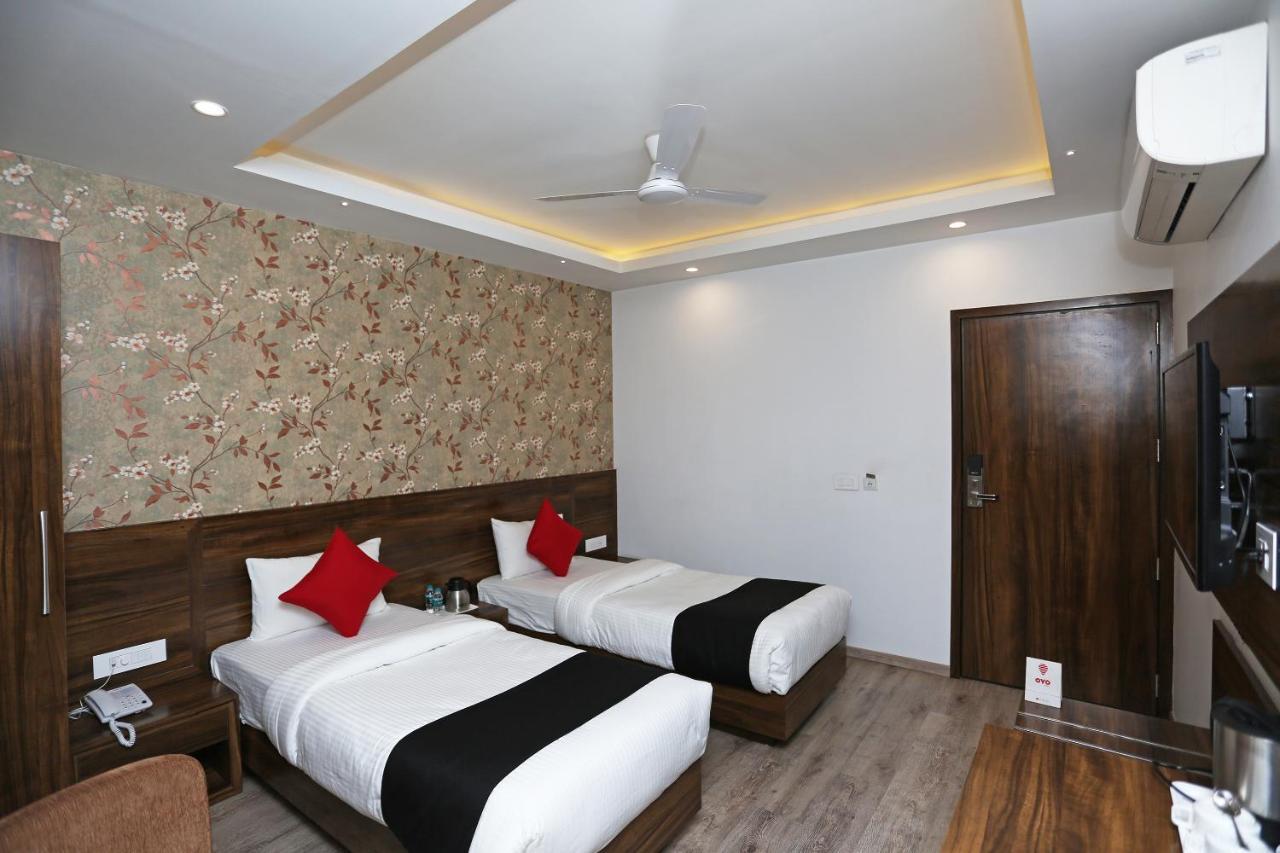 Hotel Yelchiko Varanasi Ngoại thất bức ảnh