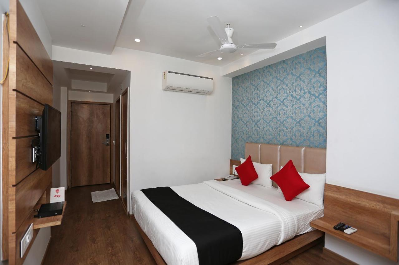 Hotel Yelchiko Varanasi Ngoại thất bức ảnh