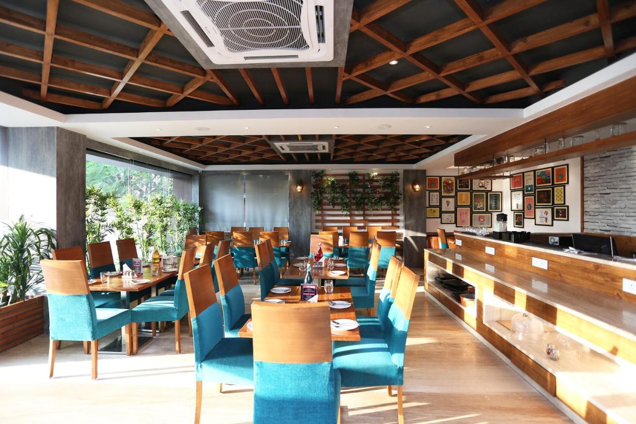 Hotel Yelchiko Varanasi Ngoại thất bức ảnh