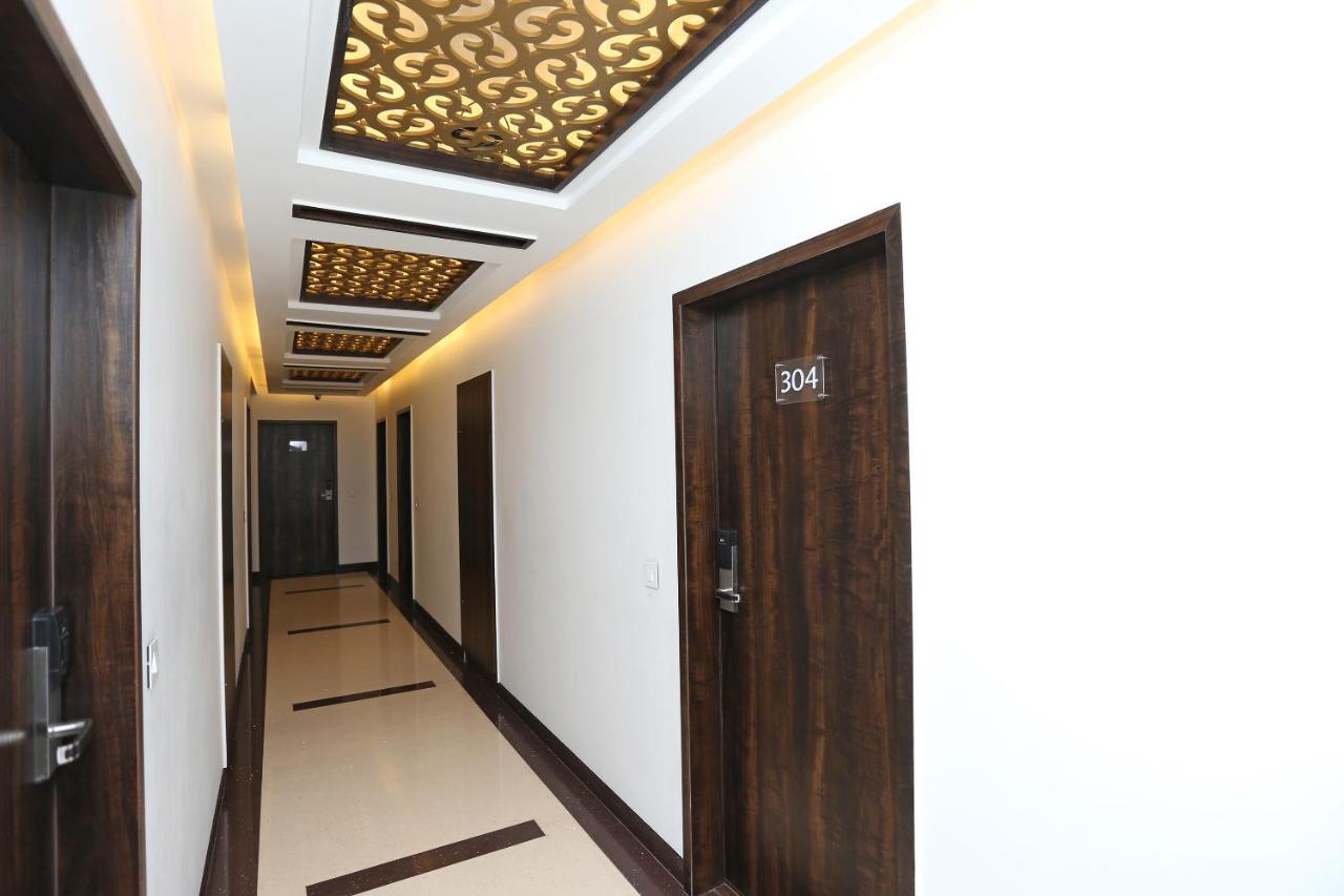 Hotel Yelchiko Varanasi Ngoại thất bức ảnh